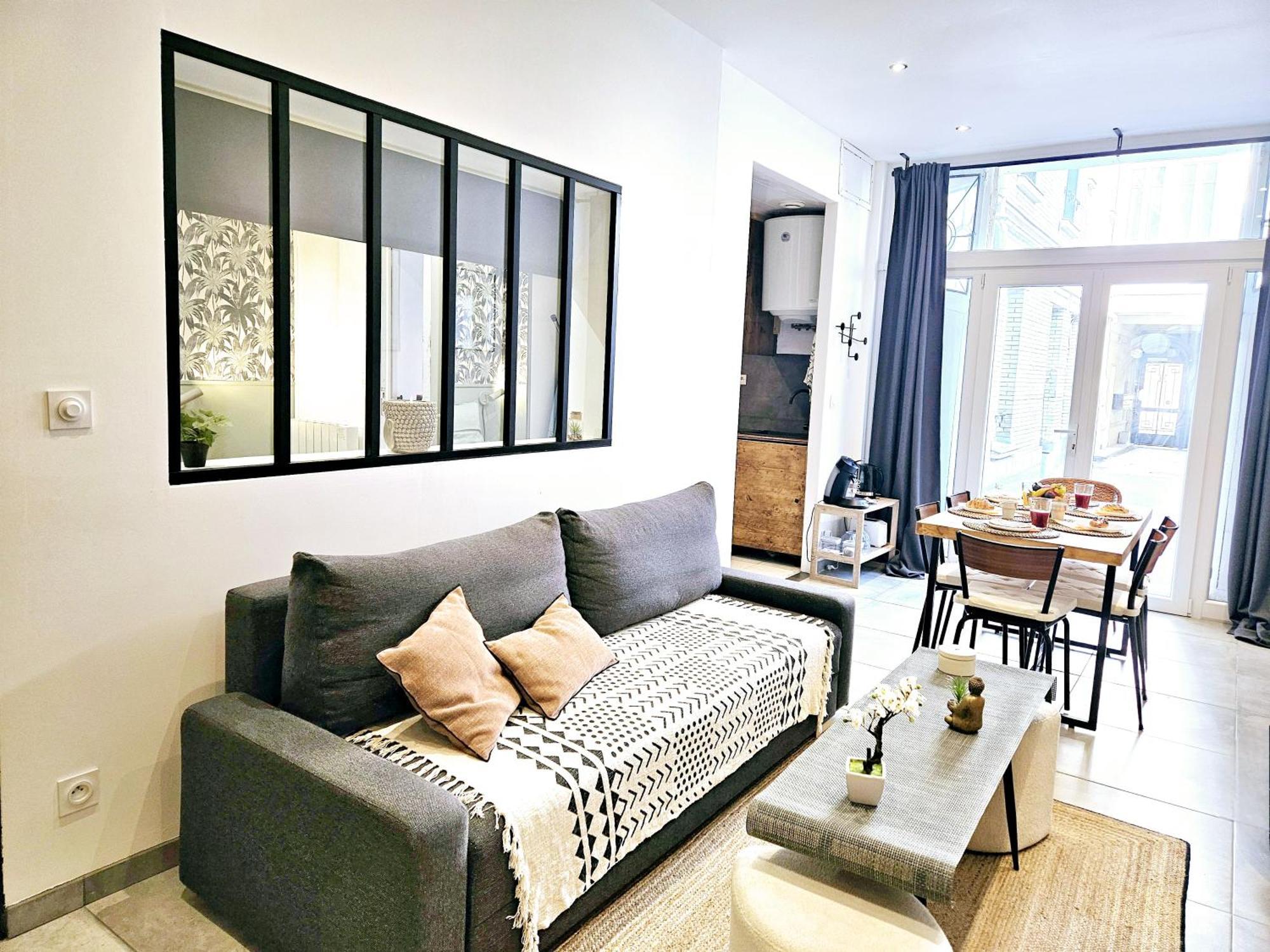 Refuge Urbain - Ideal Pro, Familles & Amis - Le Calme En Hypercentre - Wifi Haut Debit - Netflix - Machine A Laver - Gare, Cathedrale, Commerces, Restaurants & Transports En Commun A Moins De 10 Minutes A Pied Reims Exteriör bild